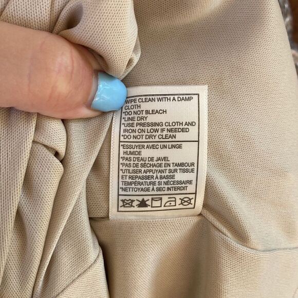 Cupcakes & Cashmere Candace V-neck Silver Sequin Slip Mini Dress-Snake-print - Picture 7 of 14